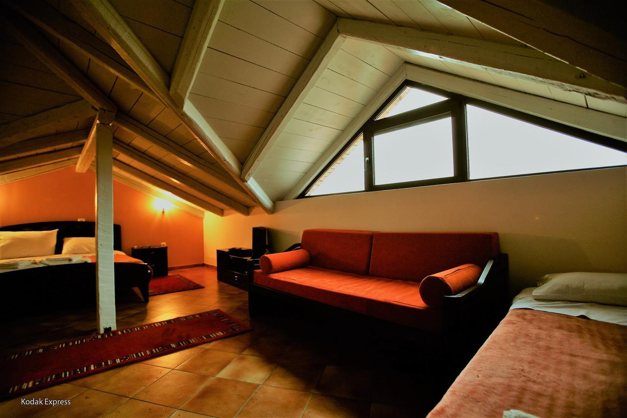 Elikonio Hotel อาเยียอันนา ภายนอก รูปภาพ